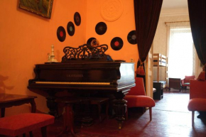 Suzi Hostel